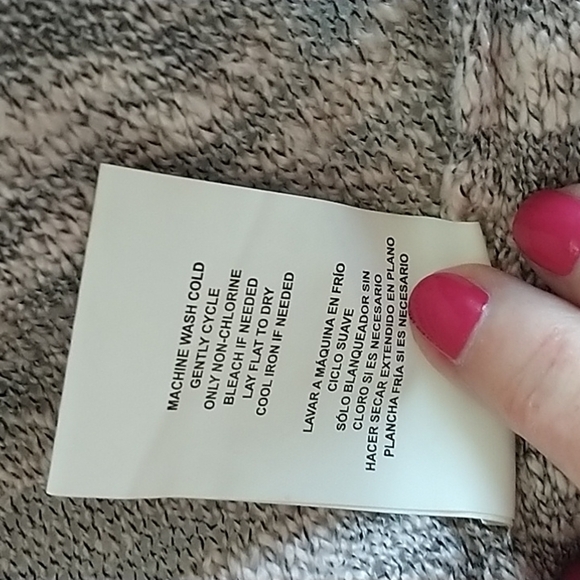 Taylor & Sage Light weight Knit Duster XL - Picture 12 of 13